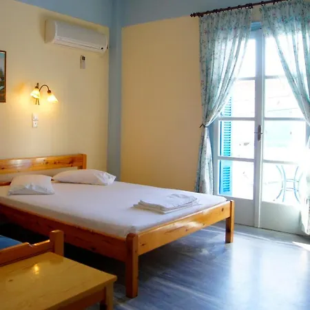 Appartement Idroussa à Batsíon Chambre photo