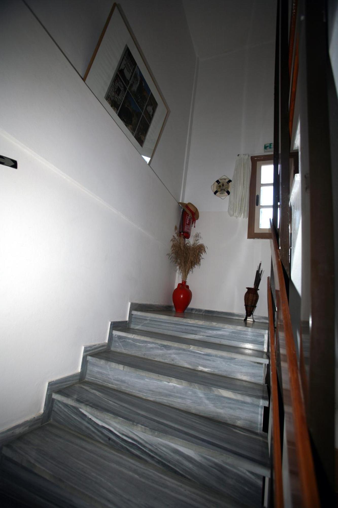 Idroussa Appartement Batsi