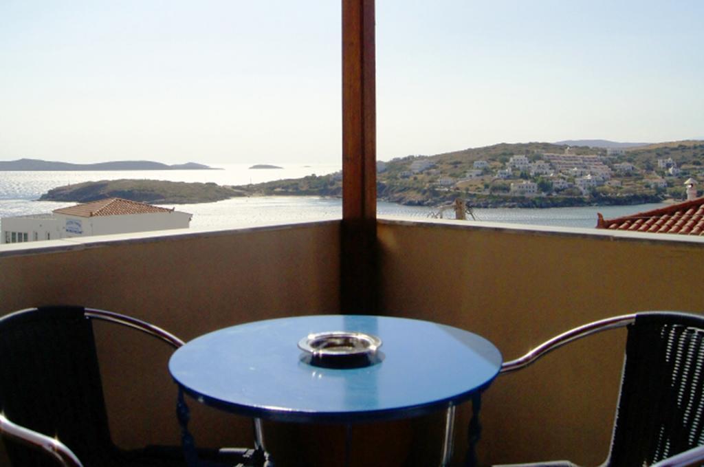 Idroussa Appartement Batsíon